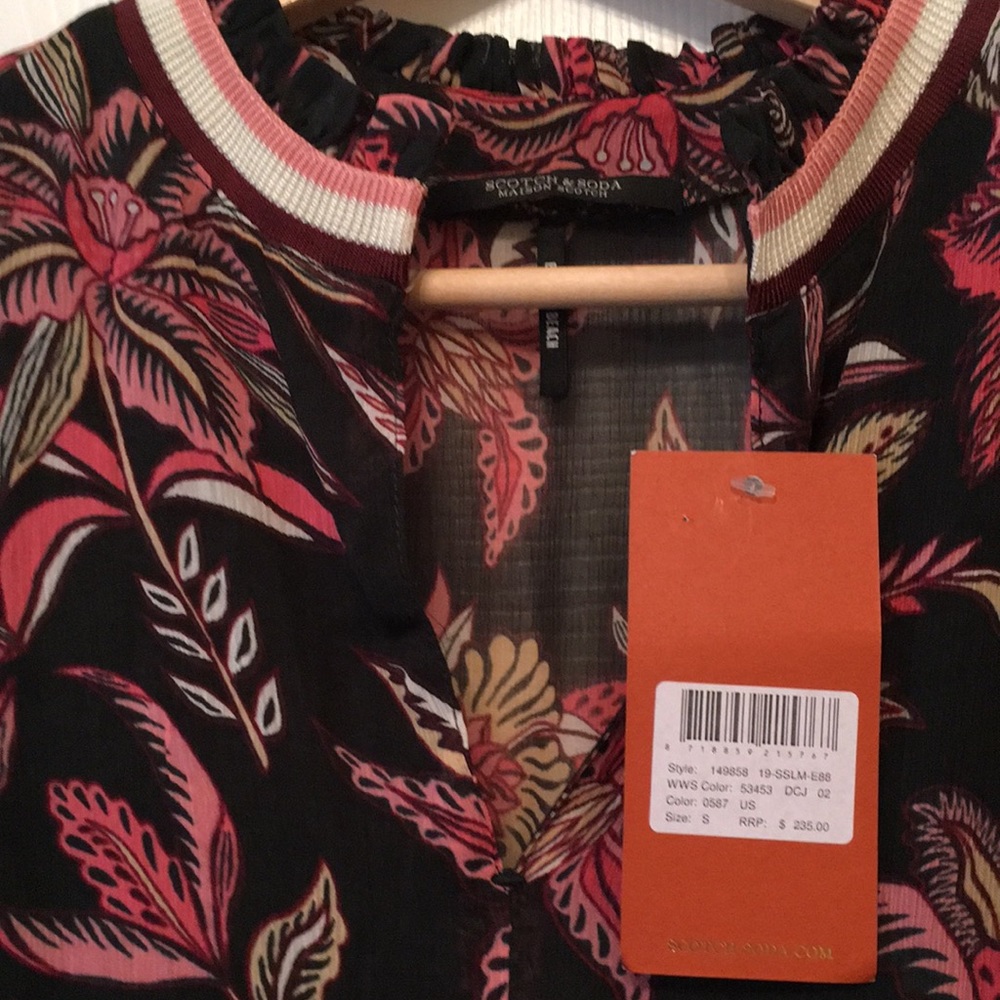 Scotch & Soda (Amsterdam Couture) jungle print dress. Fully lined.